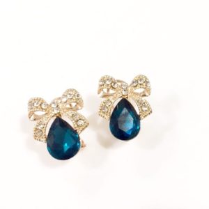 Blue-Drop-With-Golden-Bow-Party-Studs-02
